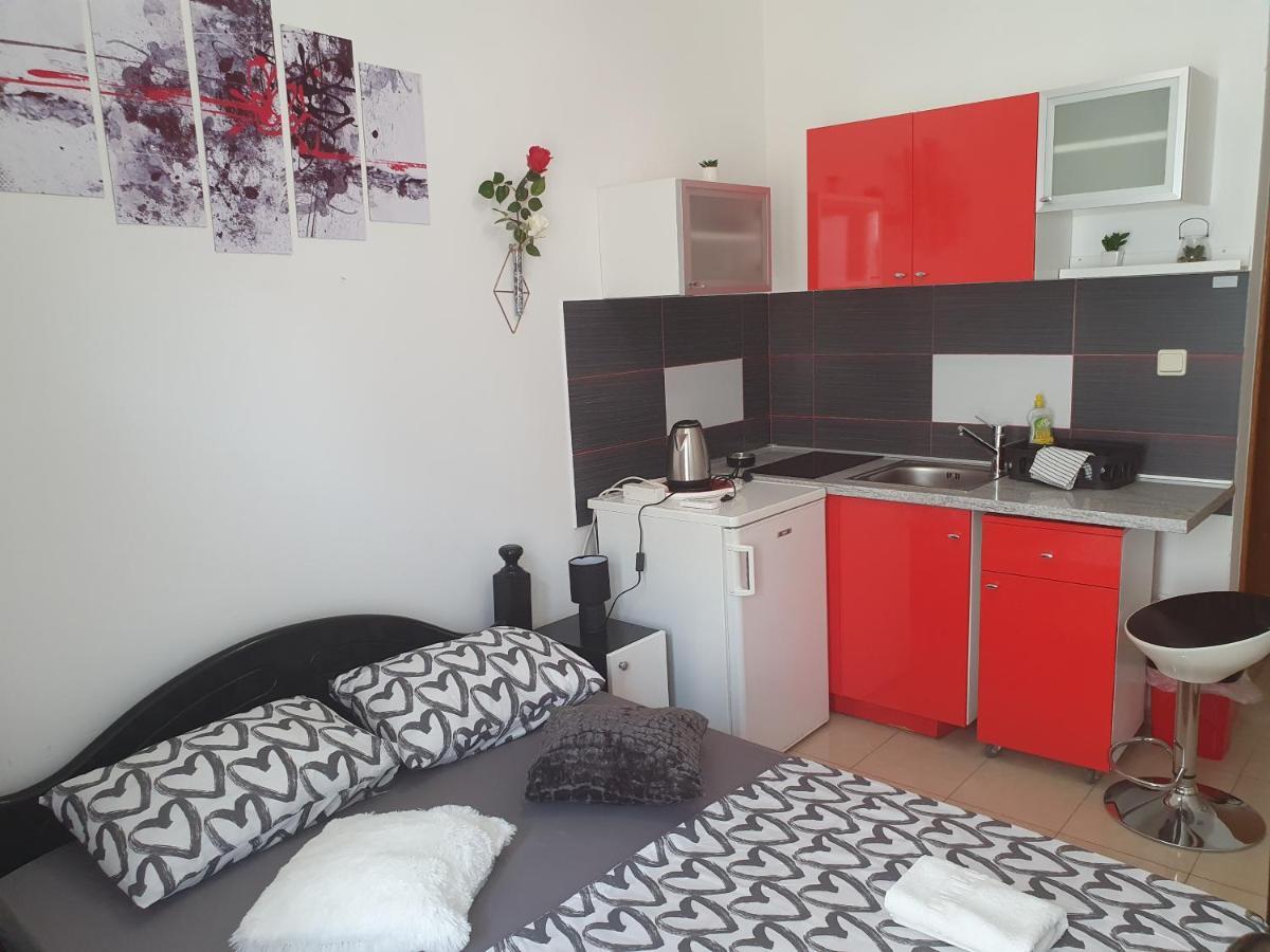 Studio Apartmani Ivanda 마카르스카 외부 사진