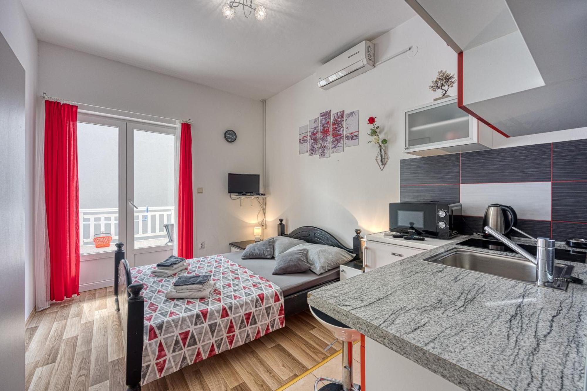 Studio Apartmani Ivanda 마카르스카 외부 사진